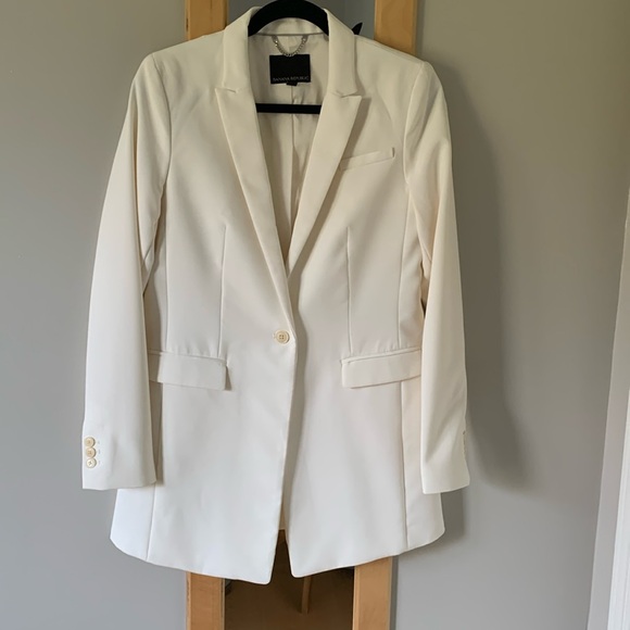 Banana Republic Jackets & Blazers - BANANA REPUBLIC Blazer Size 4 Cream/Winter White